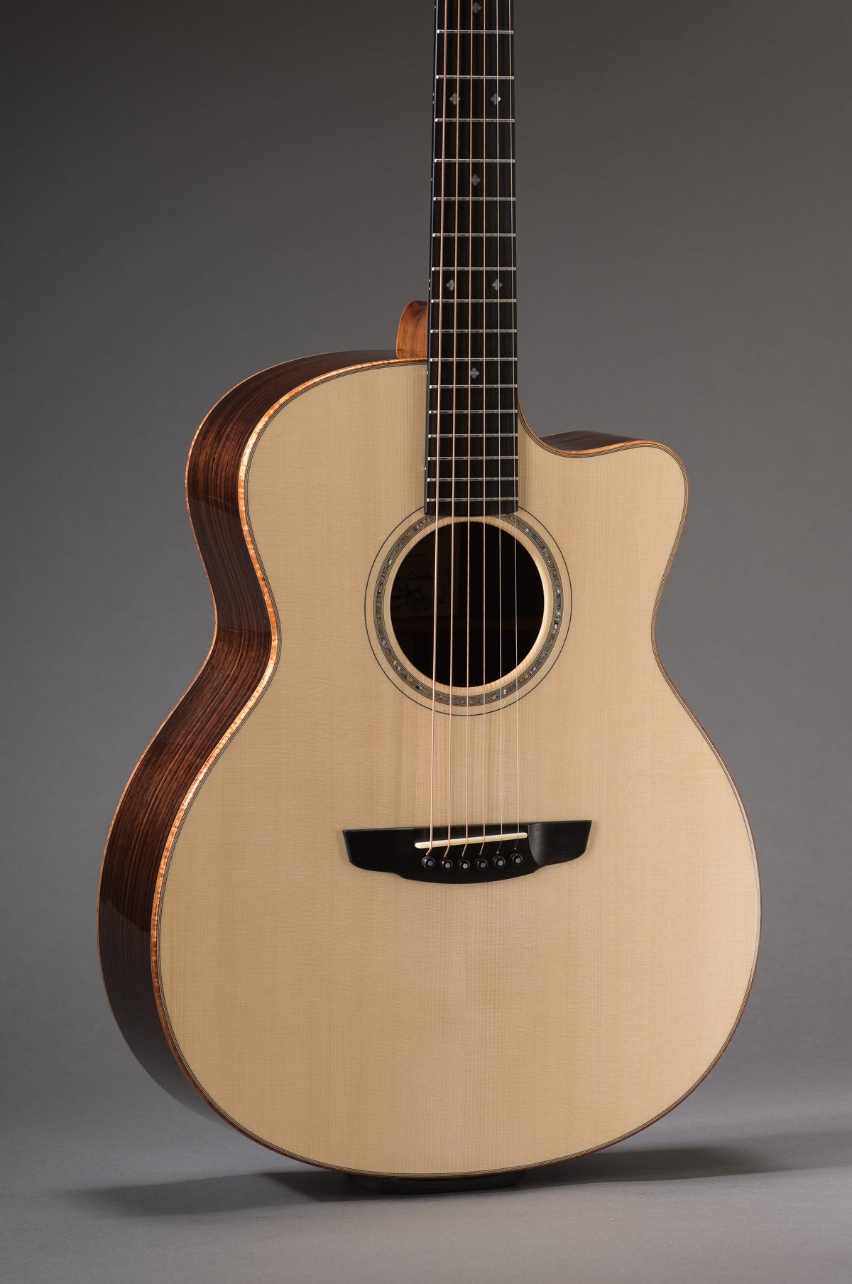 Goodall Concert Jumbo Cutaway AAA Adirondack/EI Rosewood