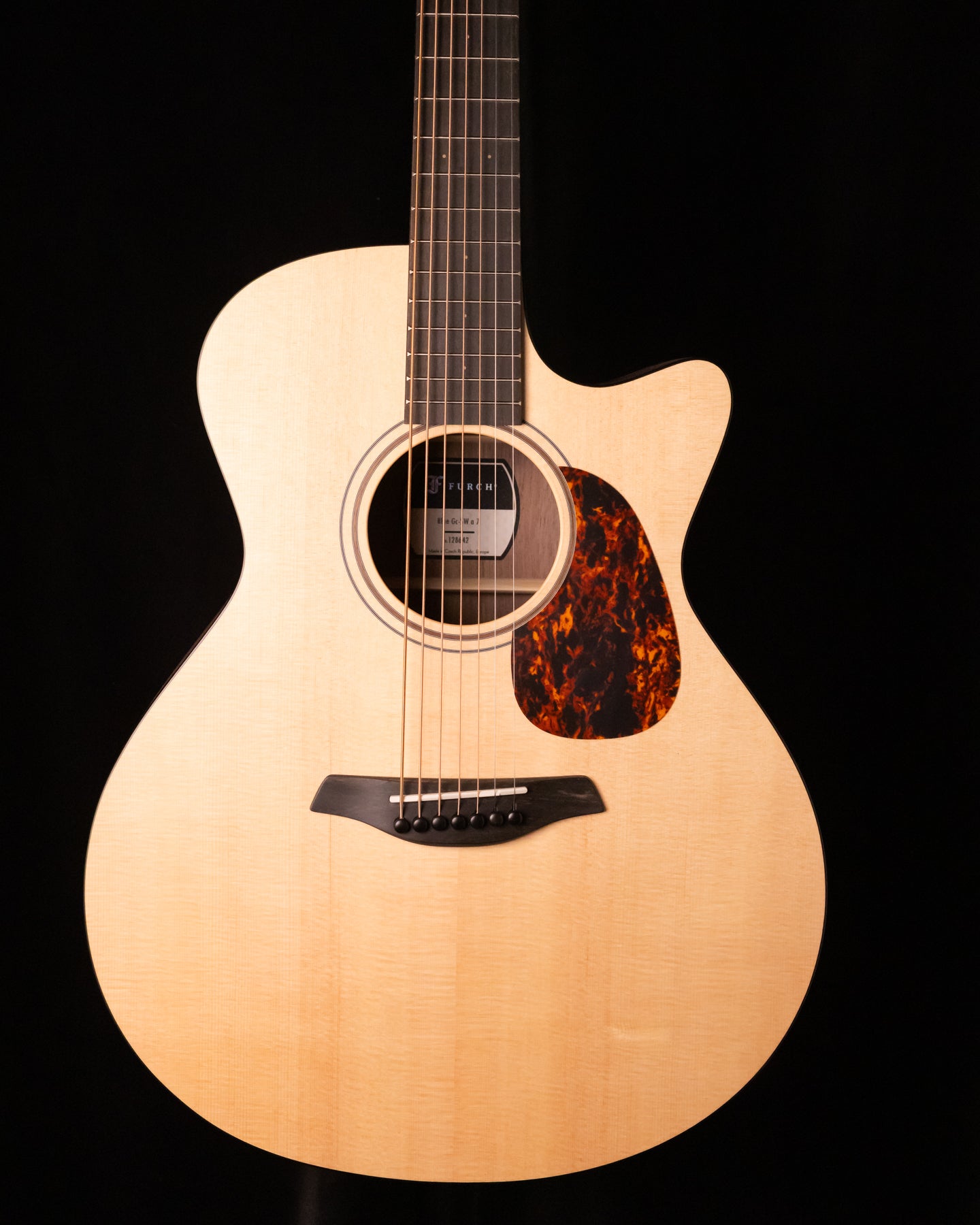 Furch Blue Series 7 String Auditorium Cutaway model Gc- SWa 7 w/Sitka / Walnut